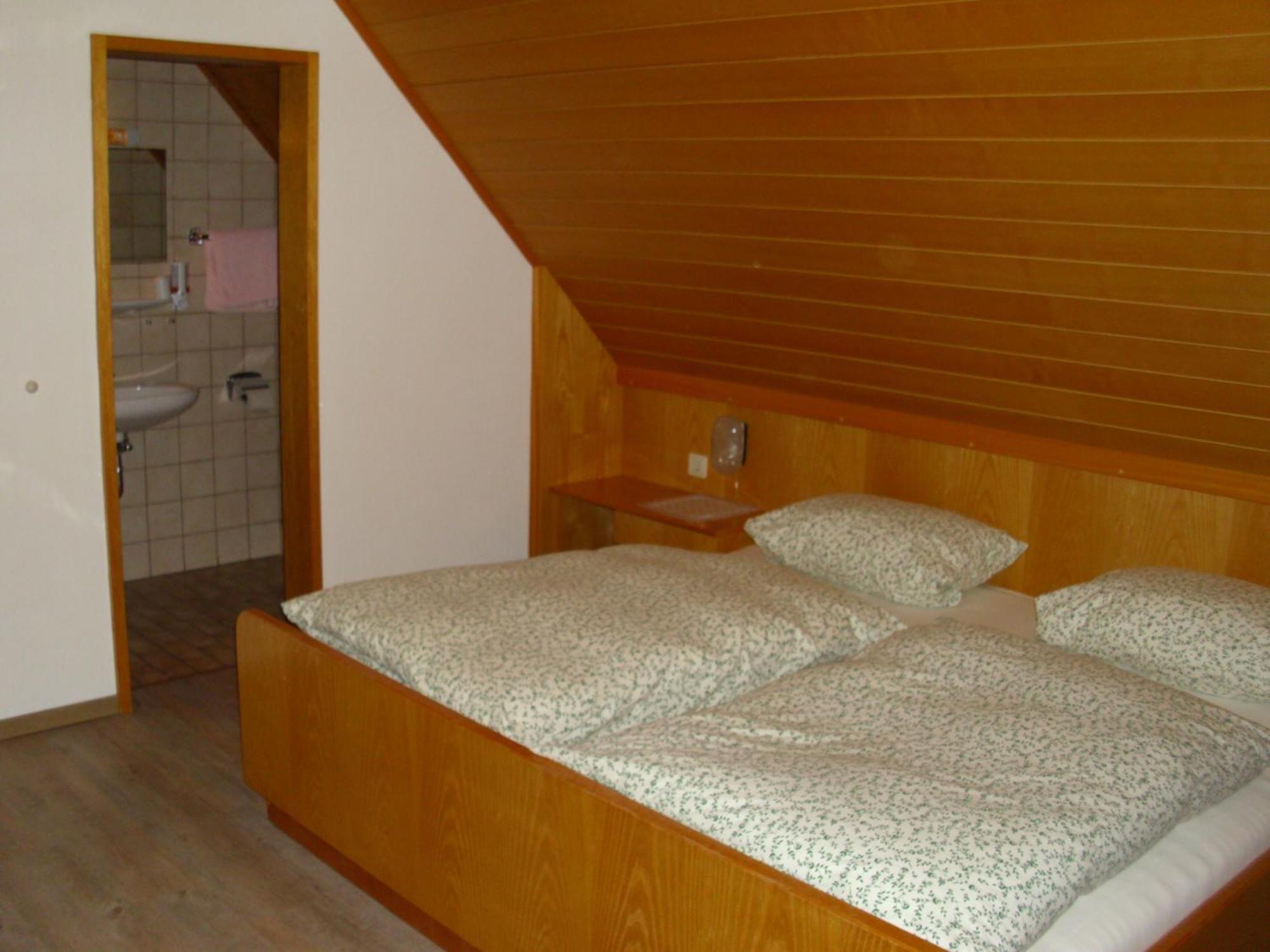 Gasthof Zur Frohen Einkehr Reichardsroth Room photo